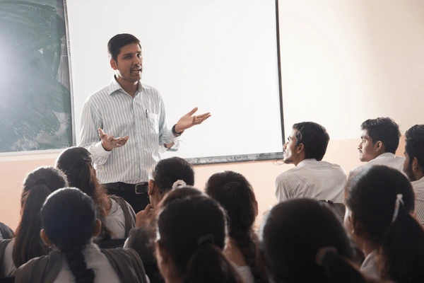 Firozabad Jobs: स्कूल को आवश्यकता है अनुभवी टीचर्स की 1 Firozabad Jobs, Computer Operator, School Jobs, Teaching Jobs Trained Teachers required